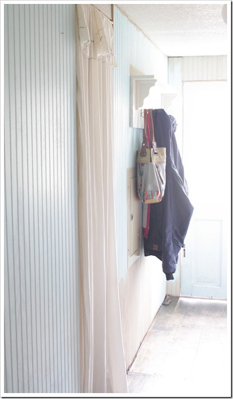 laundry room before 4