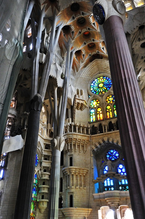 [Sagrada-Familia-Barcelona24.jpg]