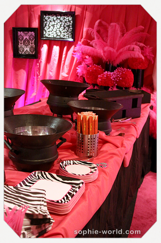 Buffet table 01