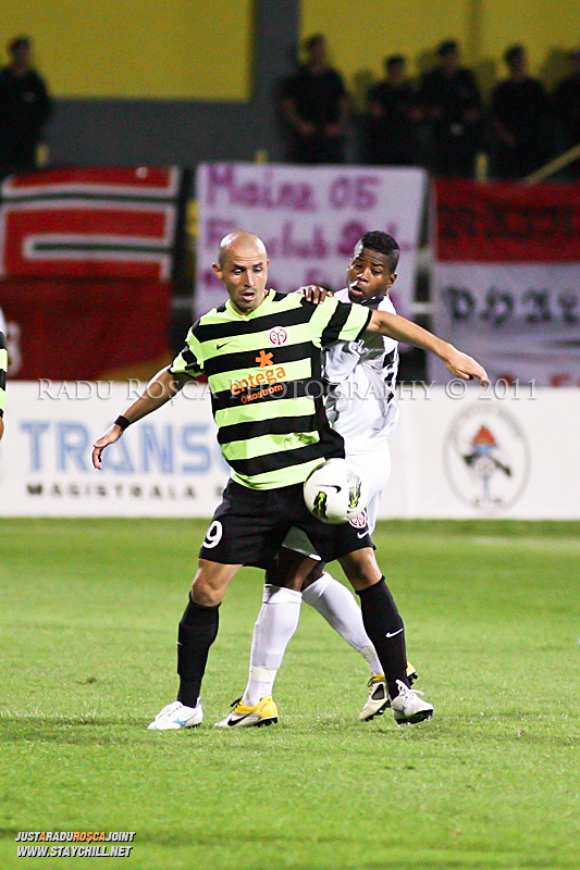 Meciul de fotbal dintre Gaz Metan Medias si FSV Mainz 05 din cadrul turului 3 preliminar al playoff-ului Europa League, disputat joi, 5 august 2011 la Medias