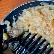 Quick Cinnamon Maple Applesauce