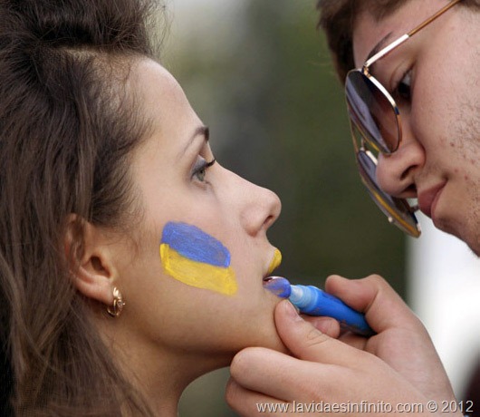 [ukrainian-girl-euro-2012%255B5%255D.jpg]