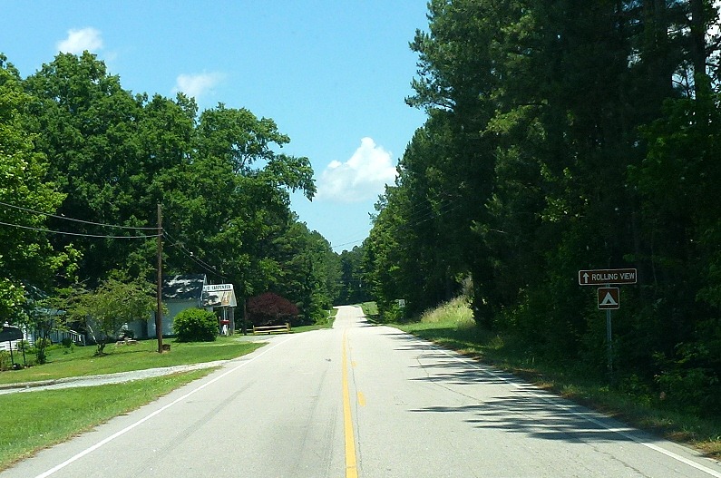 [08---Road-to-Rolling-View2.jpg]