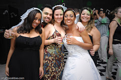 Fotos do evento Thatiany + Daniel. Foto numero 0173 do Studio Caldas, do Rio de Janeiro, RJ. Lincoln Caldas e equipe fazem fotos de casamento (fotografias de casamentos), fotos de making-of (making of de noiva), fotos em estudio (ensaios fotograficos), fotos de casal (ensaios fotograficos de e-session), fotos de familia, videos de casamento (filmagem de casamentos), videos de making-of e clipes de casamento. Fotojornalismo e videojornalismo no Rio de Janeiro, RJ. fotos casamento rio de janeiro fotografias casal rj foto eventos familia noiva ensaio fotografico videos galeria noivas fotografo evento casar retrato fotografía book fotográfico digital sites bolo