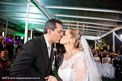 Fotos do evento Fernanda e Renato. Foto numero 45. Fotografia (fotografias) dos fotógrafos de casamento Wagner e Vanessa que fazem fotos de casamento (fotografia de casamento) no melhor estilo do fotojornalismo em Niterói, RJ, e outras cidades do Rio de Janeiro. fotos casamento niterói de rj festa rio janeiro niteroi festas para casamentos foto fotojornalismo fotografia decoraçao em fotógrafo sites fotógrafos decoração
