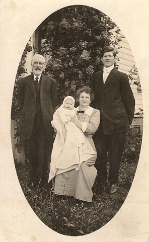 Postcard Cyco Lizzie Dawson Family Dorset 1 Postcard Cyco Lizzie Dawson Family Dorset 1