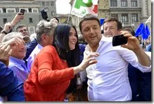 Renzi fa i selfie