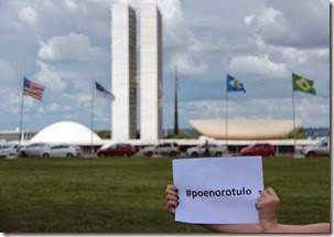 poe no rótulo poe no rótulo