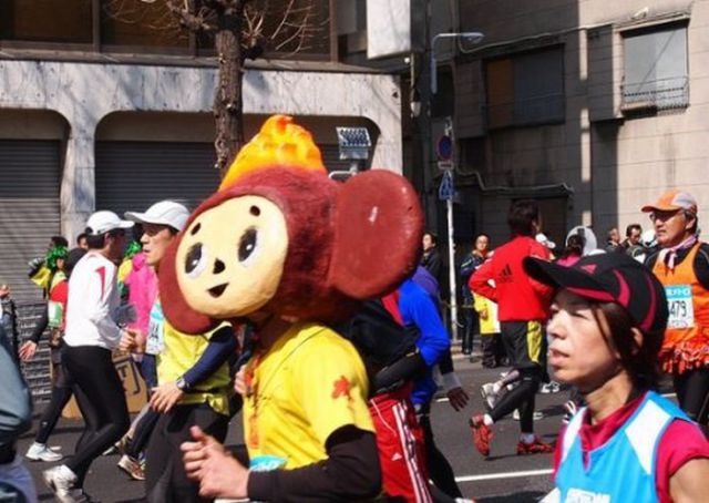 [tokyo-marathon-costumes-35%255B2%255D.jpg]