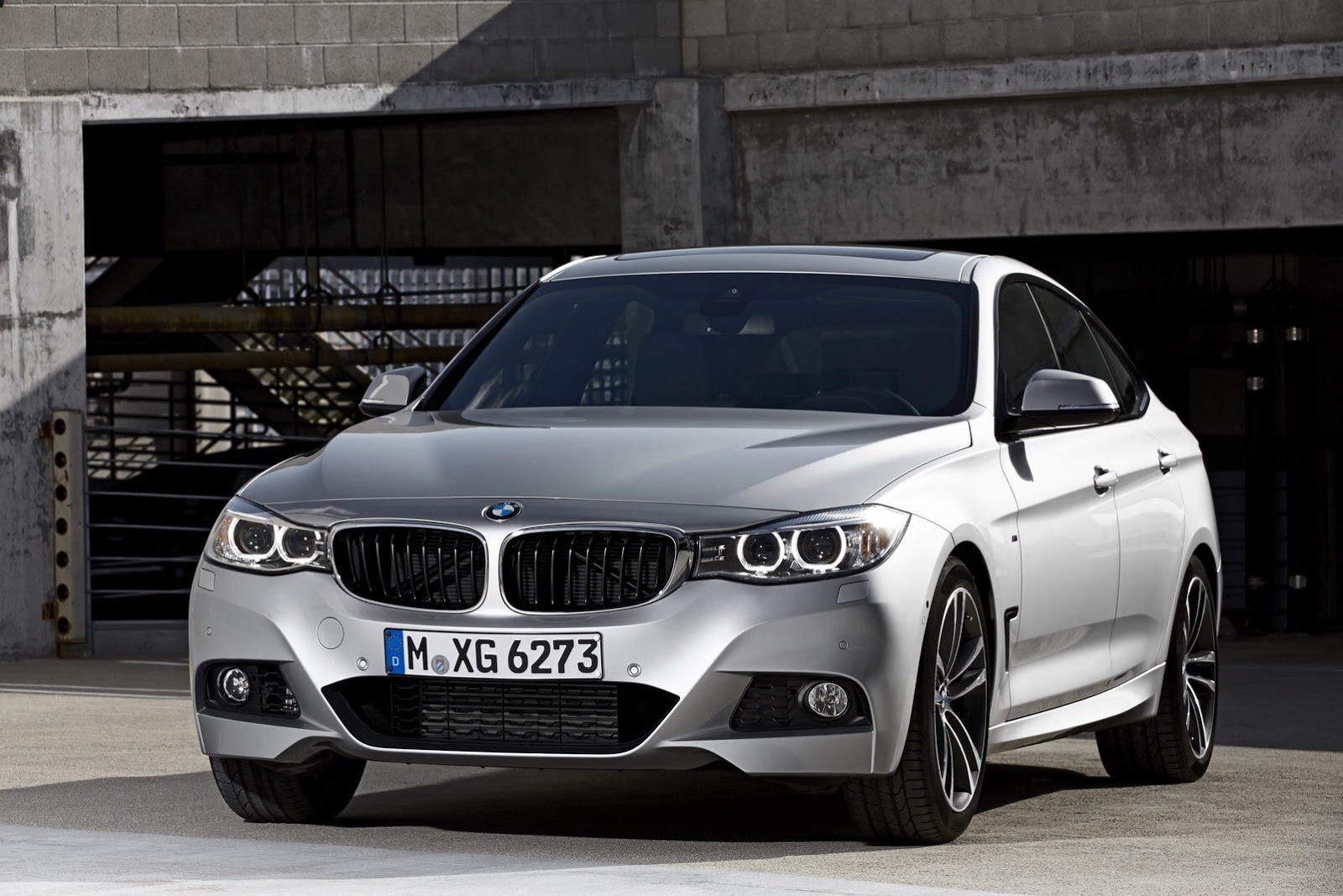 [BMW-3-GT-CarScooP43%255B2%255D.jpg]