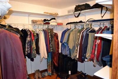 [moved%2520in%2520master%2520closet%25202%255B3%255D.jpg]