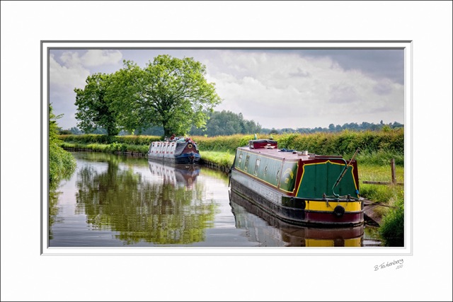 [P1220432A15x10H16x9DoubleMat3.jpg]