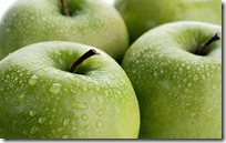 Close up of apples with water droplets