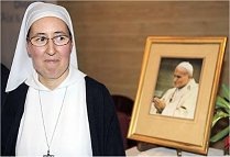 Beneficiaria del "milagro" Beneficiaria del "milagro"