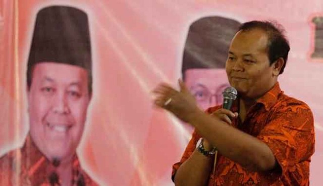 [hidayat%2520nur%2520wahid%2520pks%2520korban%2520ketidakadilan%255B3%255D.jpg]