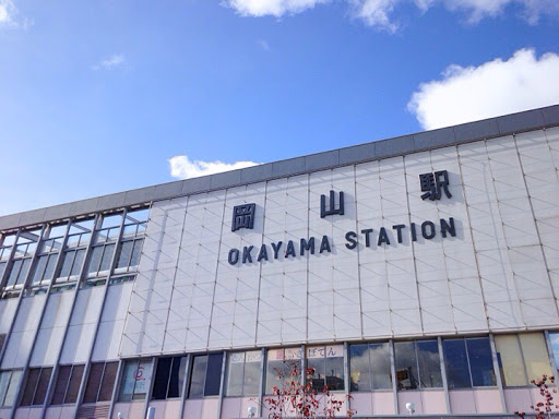 JR 岡山駅 東口