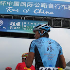 Liu Yilin at the start of a stage in the Tour of China. (photo: Remko Kramer)