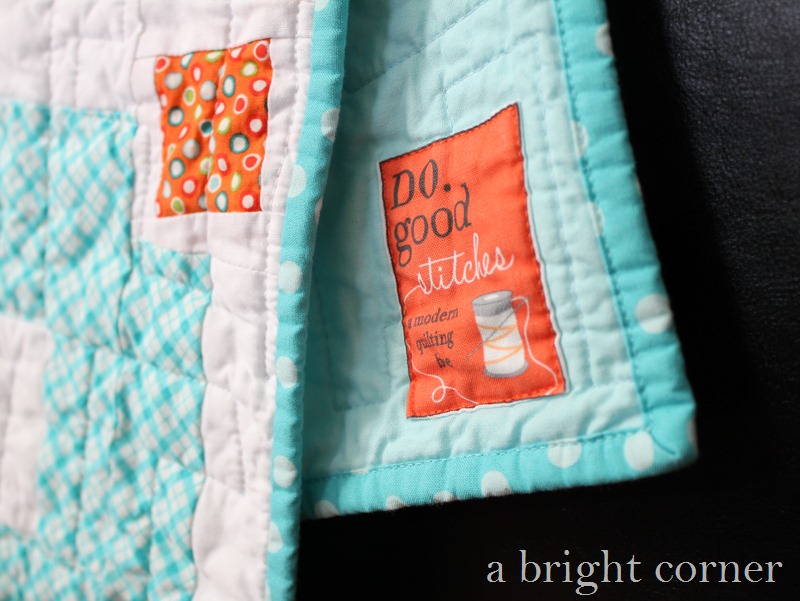 [jumble%2520quilt%2520detail%2520smaller%255B3%255D.jpg]