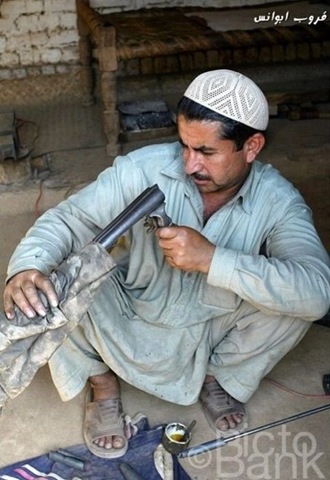 [pakistani-gun-manufacturer-7a9618%255B2%255D.jpg]