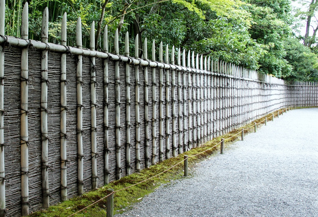 [Gloria%2520Ishizaka%2520-%2520Vila%2520Imperial%2520Katsura%2520-%2520ladeado%2520com%2520cerca%2520de%2520bambu%255B4%255D.jpg]