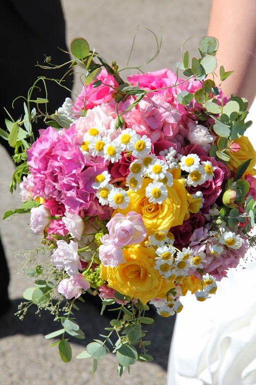 [floresie_garden_flowers_wedding_blan%255B41%255D.jpg]