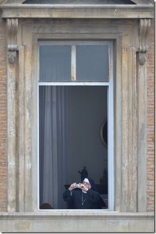 fotografierende Nonne fotografierende Nonne