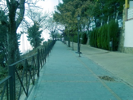[VistadelPaseodelasMurallas5.jpg]