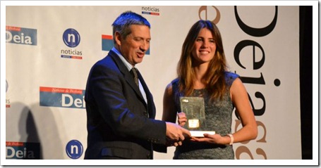 Libe Arzanegi del Team NOX premiada en la gala de los mejores deportistas vascos del 2011.