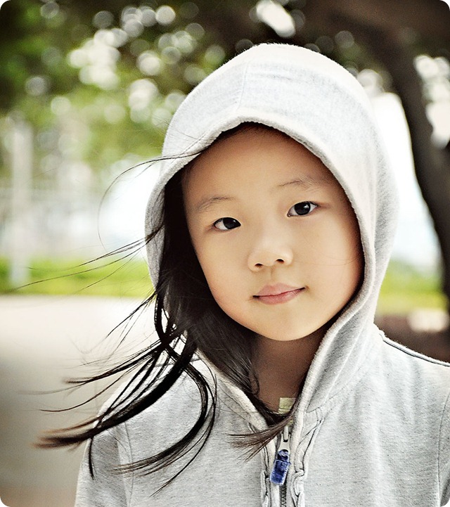 Hooded-Zoe-(1) Hooded-Zoe-(1)