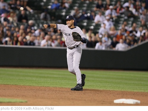 'Derek Jeter' photo (c) 2009, Keith Allison - license: http://creativecommons.org/licenses/by-sa/2.0/
