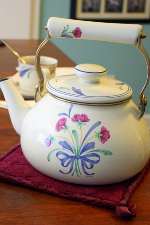 [Surprise-Tea-Party-July-2011-005-27.jpg]