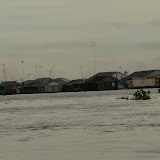 Village flottant sur la rive est