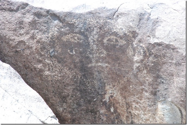 04-12-13 A Three Rivers Petroglyph Site 045