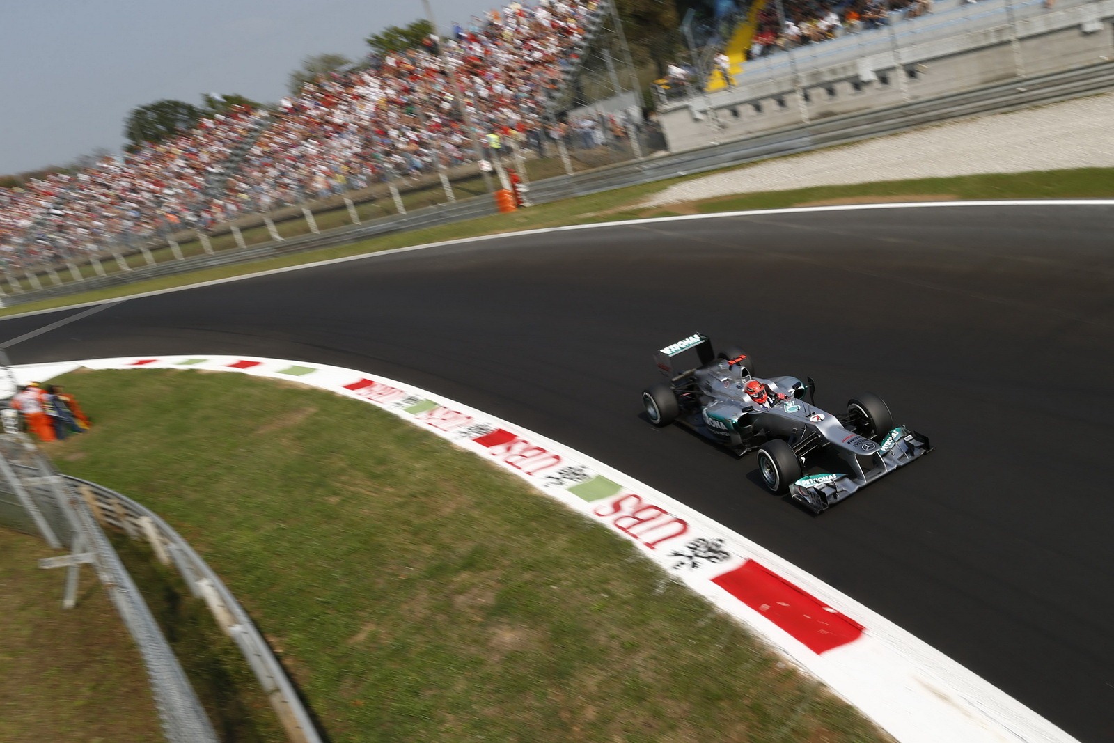 [F1-Italy-Mercedes-Schumacher-1%255B3%255D.jpg]