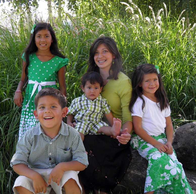 [Sancta-Familia-Academy-2011-20126.jpg]