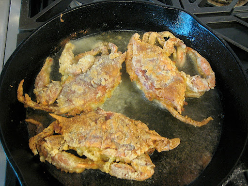 Once they are golden brown and crunchy on one side, flip them and fry until golden and crunchy on the second side. The whole frying time will take about 8 to 10 minutes. Drain them briefly on a paper towel.