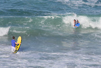 G about to jump a wave