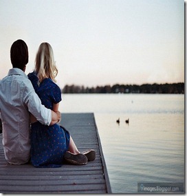 hug-couple-lovers-cute-sadness-alone-river