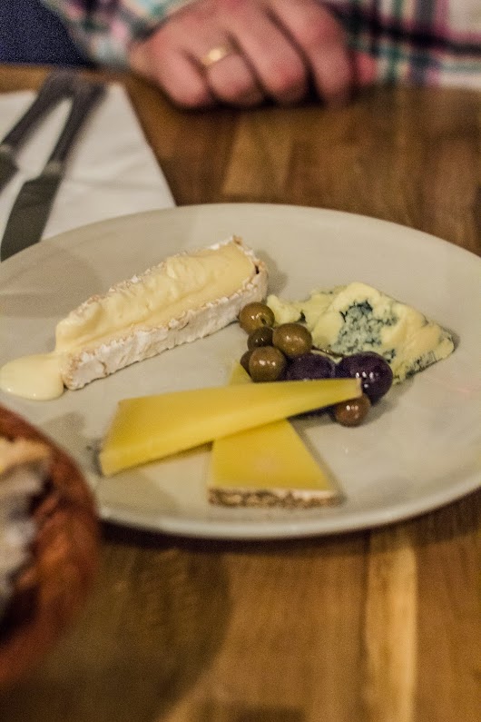 Oste- Anmeldelse af Den Vandrette vinbar -  Mikkel Bækgaards Madblog.jpg