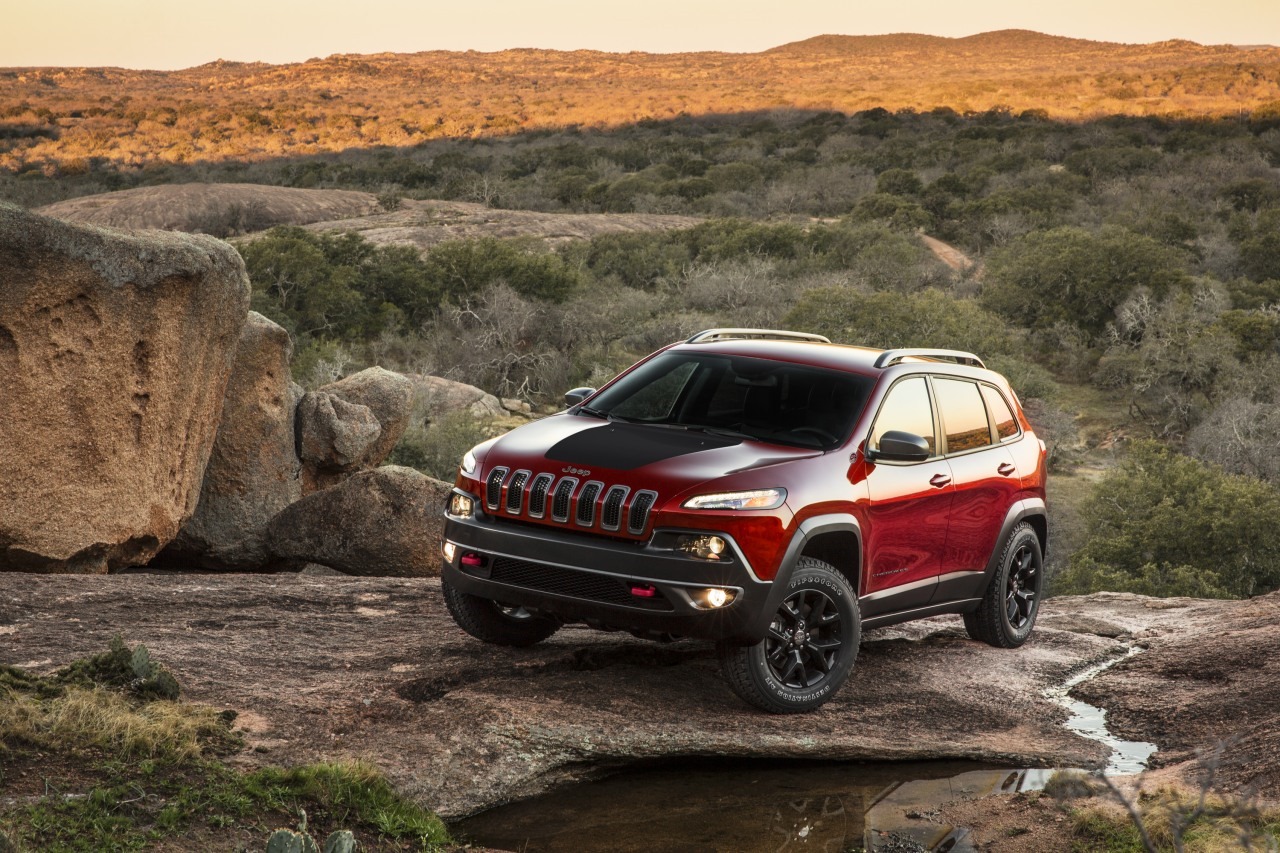 2014-Jeep-Cherokee-SUV-5[3].jpg