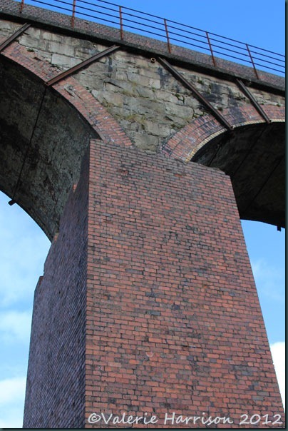 9-viaduct-pillar
