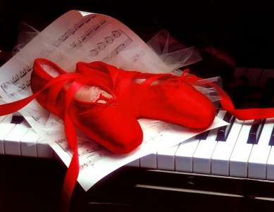 [_ballet_shoes_on_piano_posters_256731_t0%2520-%2520copia%255B5%255D.jpg]