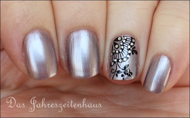 Sally Hansen Pedal to the Metal mit Nail Art 5