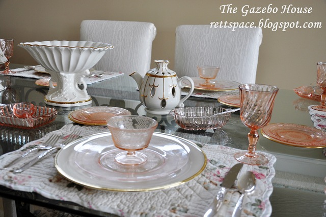 [Mothers%2520Day%2520tablescape%25202012%2520005%255B3%255D.jpg]