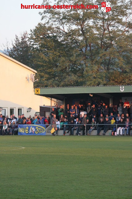 Freaks Hofstetten, Pielachtal-Stadion, UHG - Kilb, 21.10.2012,3.jpg
