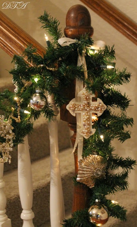 [Decor%2520To%2520Adore%257E%2520Fireplace%2520mantle%2520137%255B3%255D.jpg]