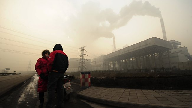 A coal-powered electricity plant in the Chinese city of Linfen, in Shanxi province, regarded as one of the cities with some of the worst air pollution in the world. AFP