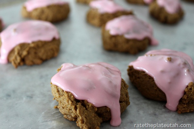 [Molasses-Cookies-with-Mint-Frosting-%255B6%255D.jpg]