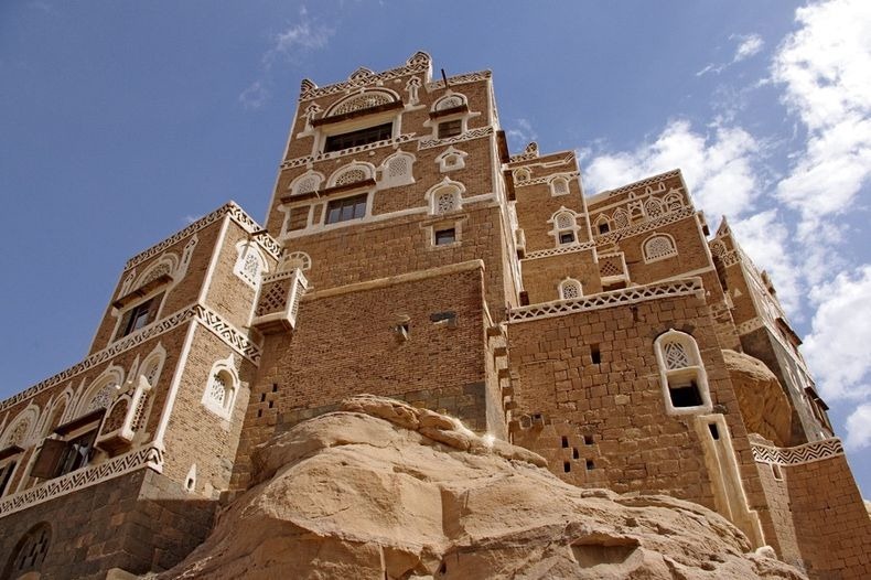 دار الحجر.. قصر إمام اليمن Dar-al-Hajar-2%25255B2%25255D