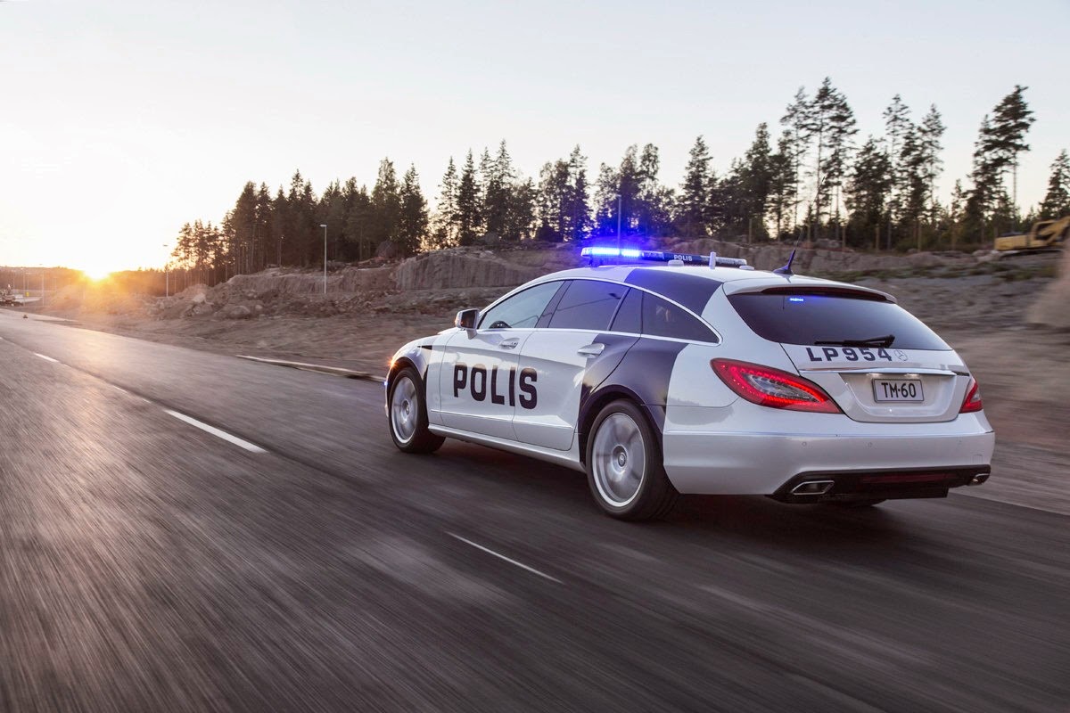[Mercedes-CLS-Police-Car-2%255B6%255D.jpg]